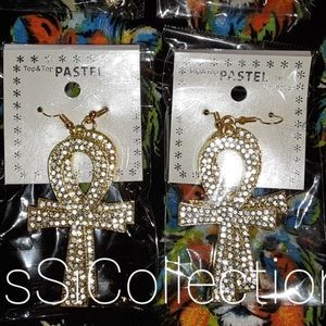 Womens Ankh Earrings